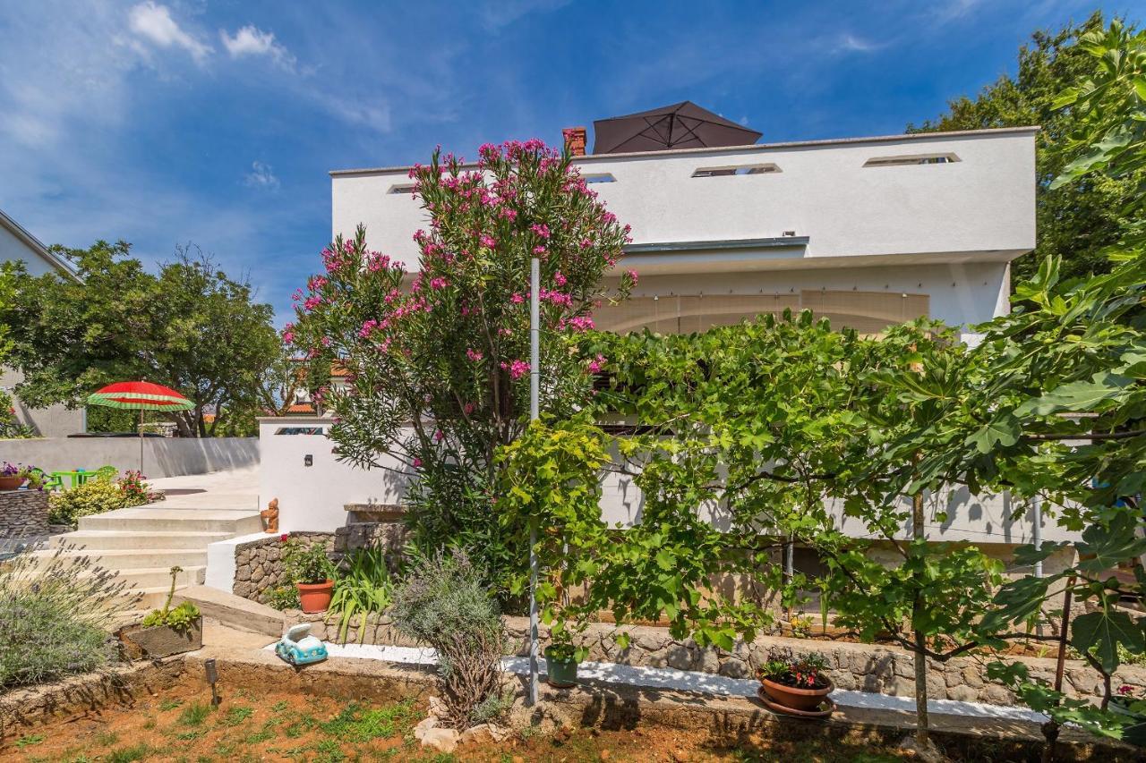 Ferienwohnung Apartman Hana Omišalj Exterior foto