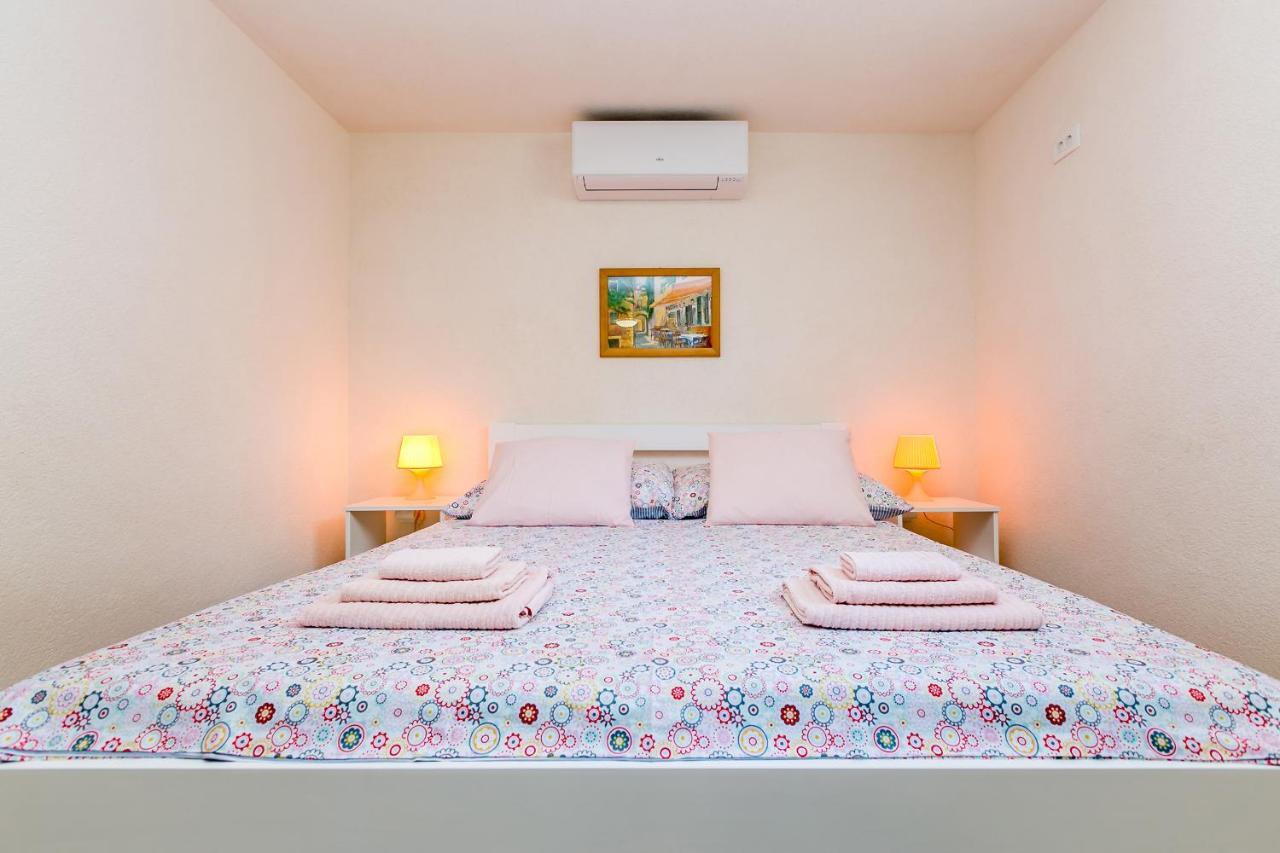 Ferienwohnung Apartman Hana Omišalj Exterior foto